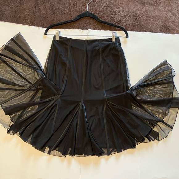 JS Collections black skirt: chiffon, satin ribbon trim, ruffled hem, lined - Picture 3 of 10